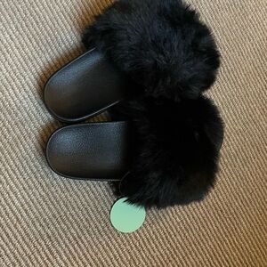 Elegant Black Fur Slide Sandals